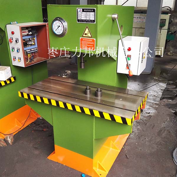 枣庄好色先生下载安装手动校直机整机展示