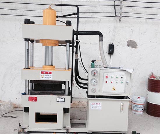 小型好色先生TV版下载实物图