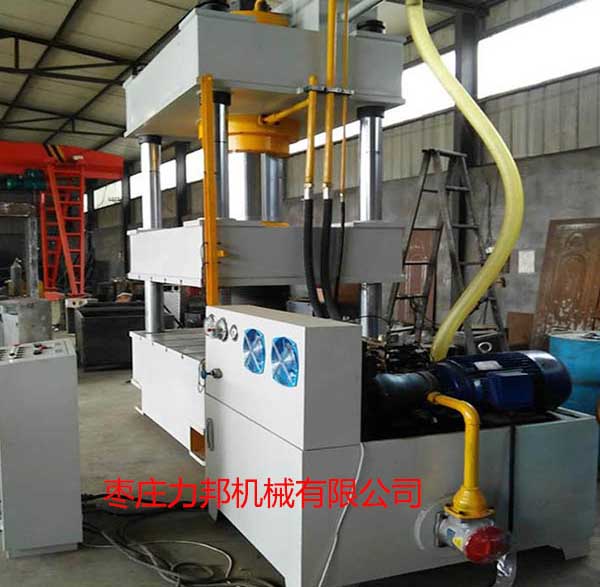 500吨三梁好色先生TV版下载实物图